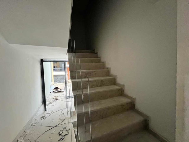 REMAX DEM'DEN CANPARK AVMYE YÜRÜME MESAFESİNDE SATILIK 2+0 DAİRE