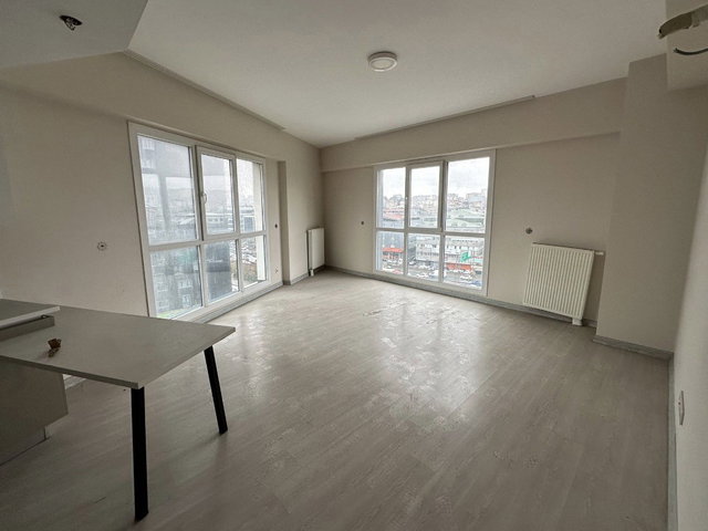 EXPRESS 24 REZİDANS SATILIK CADDE CEPHE 2+1 FIRSAT DAİRE