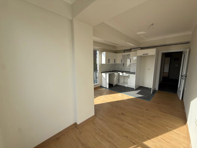 KORDONBOYU SAHİLE SIFIR DENİZ MANZARALI 2+1 SATILIK DAİRE