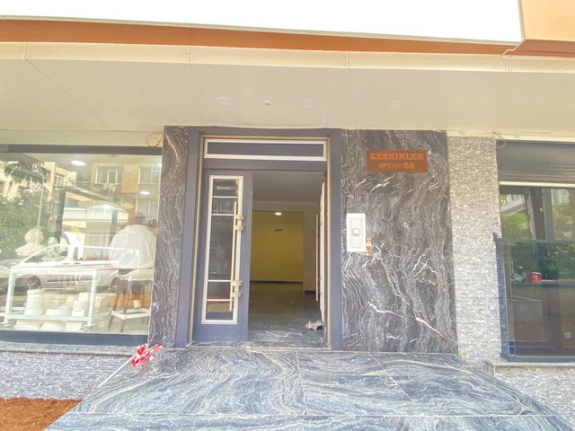 FENERYOLUNDA  78 M2 NET  2+1 SATILIK DAİRE...