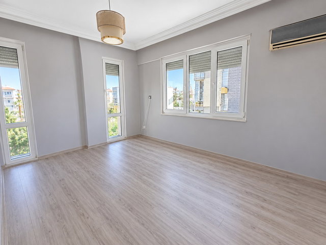 KIZILTOPRAKTA SİTE İÇİNDE 3+1 | 125 M² NET | DOĞU-GÜNEY CEPHE | KİRALIK DAİRE