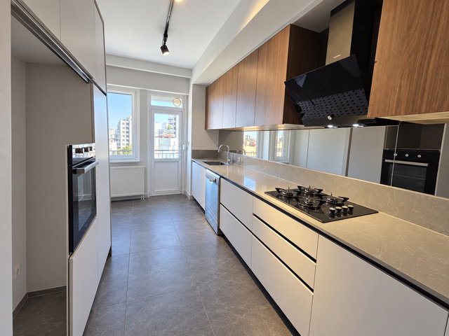 KIZILTOPRAKTA SİTE İÇİNDE 3+1 | 125 M² NET | DOĞU-GÜNEY CEPHE | KİRALIK DAİRE