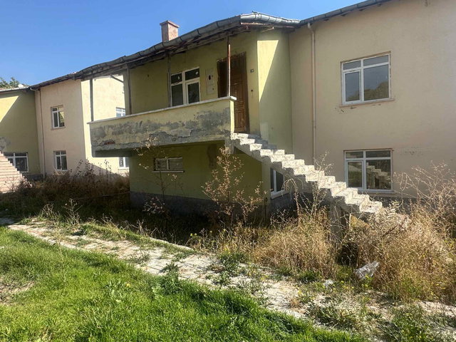 MEMLIK GÜNEYKENT VILLARINDA SATILIK VILLA