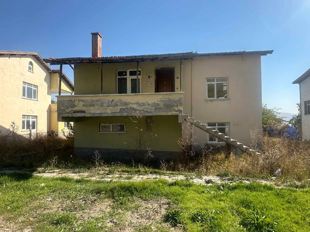 MEMLIK GÜNEYKENT VILLARINDA SATILIK VILLA