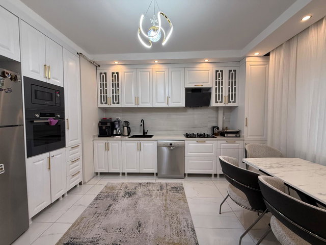 REMAX İLKE'DEN YILDIZKENT'TE 4+1 SATILIK DAİRE