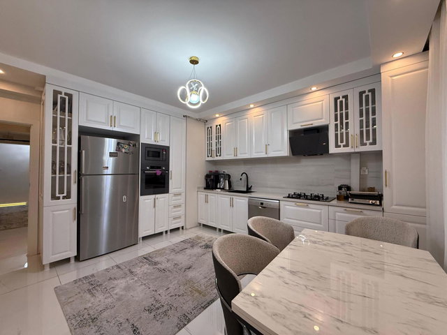 REMAX İLKE'DEN YILDIZKENT'TE 4+1 SATILIK DAİRE