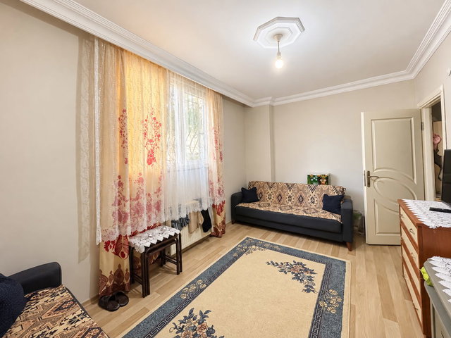 FIRSAT 2+1 DAİRE - GİRİŞ KATI - GÜVENLİKLİ SİTE İÇİNDE - OTOPARK