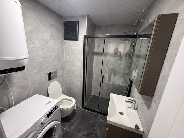 REMAX LAND' DEN UYSAL GLORIA'DA EŞYALI KLİMALI KİRALIK 1+1 DAİRE
