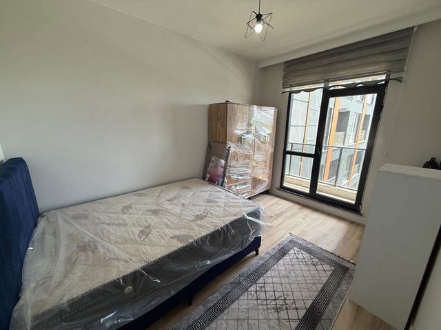 REMAX LAND' DEN UYSAL GLORIA'DA EŞYALI KLİMALI KİRALIK 1+1 DAİRE