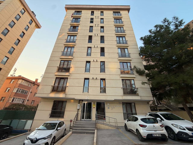 ATAŞEHİR ARTI 1 LIFE SİTESİ'NDE FULL EŞYALI, ÖZEL DEKORASYONLU 2+1 DUBLEKS
