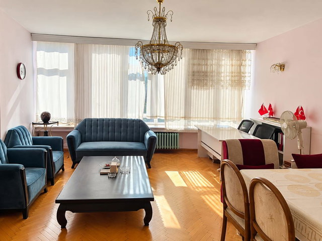 KAVAKLIDERE'NİN KALBİNDE, KENNEDY CADDESİ'NE YAKIN FIRSAT DAİRE