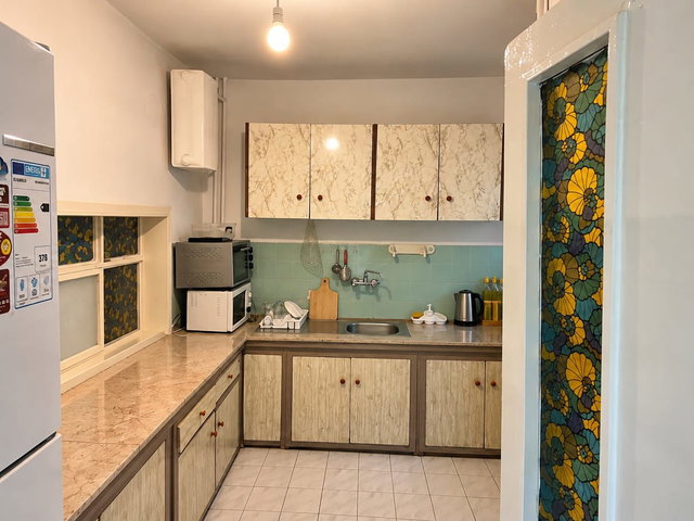 KAVAKLIDERE'NİN KALBİNDE, KENNEDY CADDESİ'NE YAKIN FIRSAT DAİRE