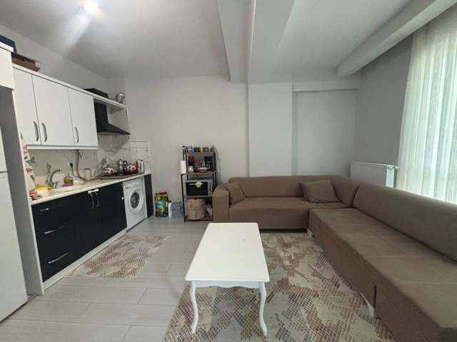 TRAMVAYA 300 METRE MESAFEDE KREDİYE BE FINANS KURUMLARINA UYGUN 60 M2 1+1 SATILIK DAİRE