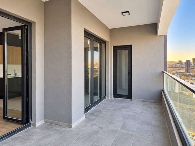 REMAX EMRE KOÇ - ALACAATLI MH. SATILIK 5+1 LÜKS DAIRE