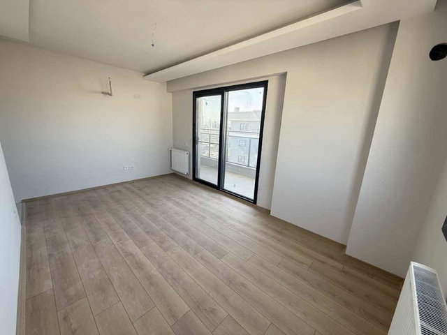 BORNOVA TUVAL YAPI’DA DENİZ GÖREN CEPHEDE KİRALIK 2+1 DAİRE..