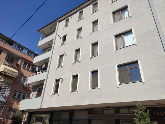 İZMİT ÇUKURBAĞ’DA GÜNEY-DOĞU CEPHELİ 2+1 | 90 M² NET | BALKONLU | ÇATI KAT (4/4)