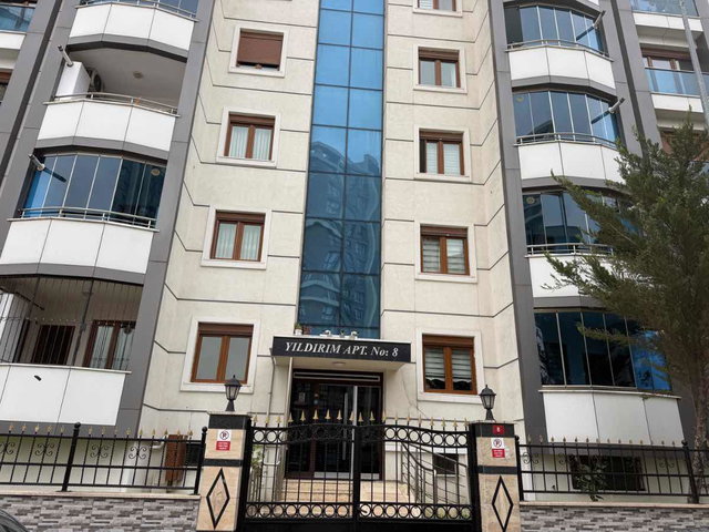 KARTAL ATALARDA GENÇ BİNADA OTURUMA HAZIR 3+1 KİRALIK DAİRE
