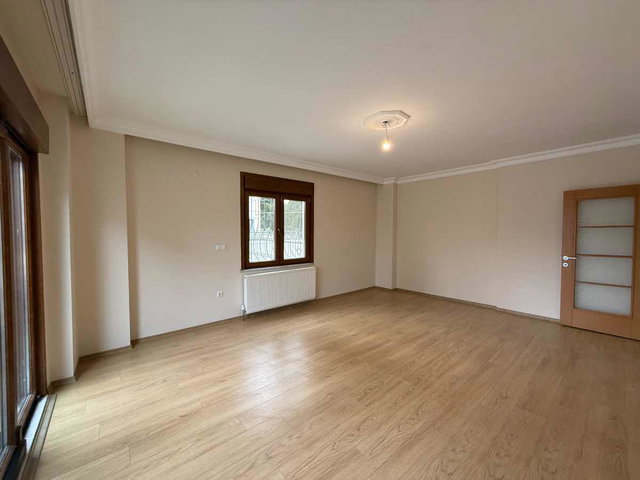 KARTAL ATALARDA GENÇ BİNADA OTURUMA HAZIR 3+1 KİRALIK DAİRE