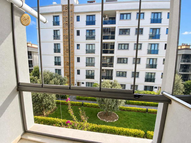 REMAX' DAN BEGONVİL EVLERİNDE MUHTEŞEM 2+1 "ALPAY APAKGÜN"