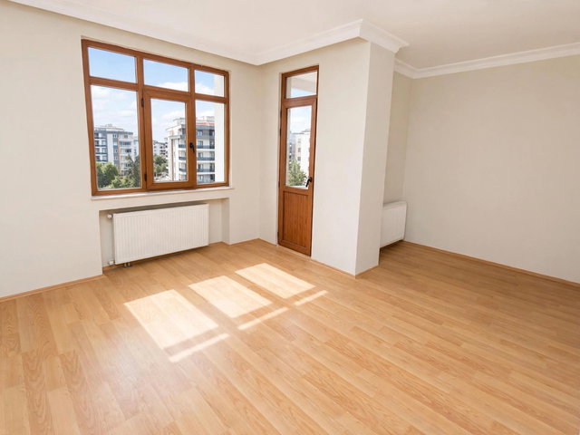 REMAX'DAN CEVİZLİ MAHALLESİNDE TERTEMİZ ARA KAT 2+1 ''ALPAY APAKGÜN''