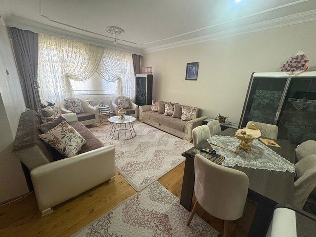 REMAX İLKE'DEN YILDIZKENT'TE 3+1 SATILIK DAİRE
