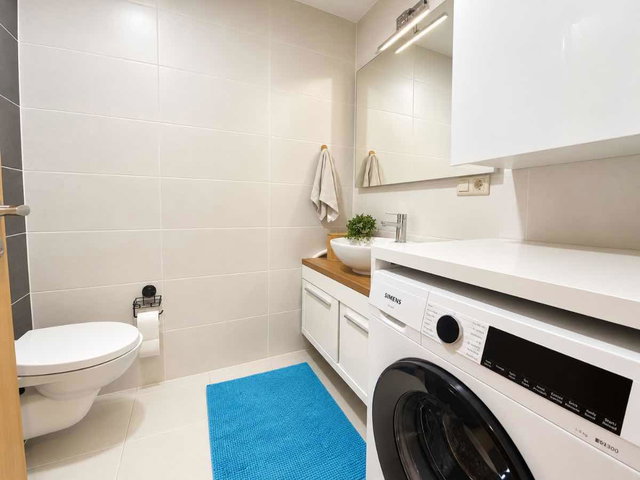 RE/MAX' DAN TUZLA YAPISAN VADİ SİTESİ'NDE SATILIK 3+1 LÜKS DAİRE
