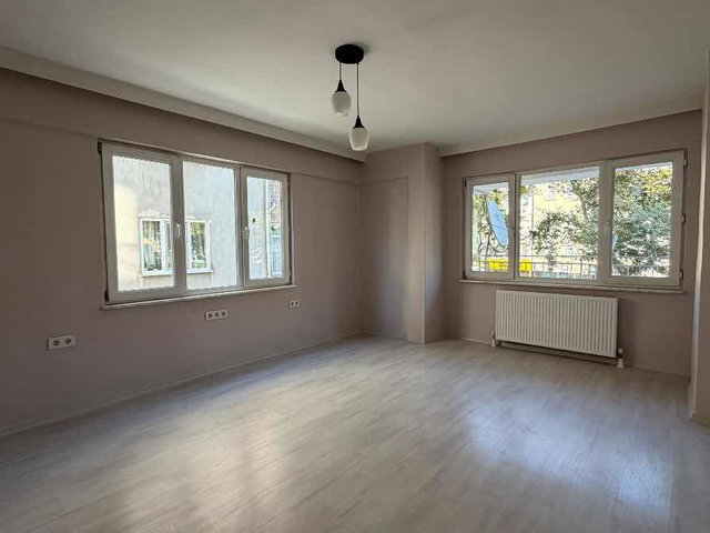 REMAX BEYAZ İNEGÖL SİNANBEY İÇİ YAPILI 3+1 KİRALIK