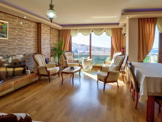 ULUSOY SİTESİNDE MÜKEMMEL DENİZ MANZARALI MASRAFSIZ SATILIK DUBLEKS DAİRE