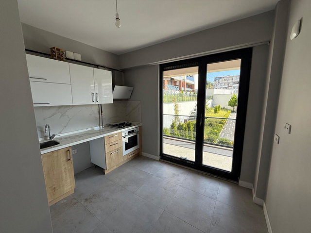 İZMIT TEPEKÖY TEPEPARK SITESI KIRALIK 2+1 BAHÇE DUBLEKS