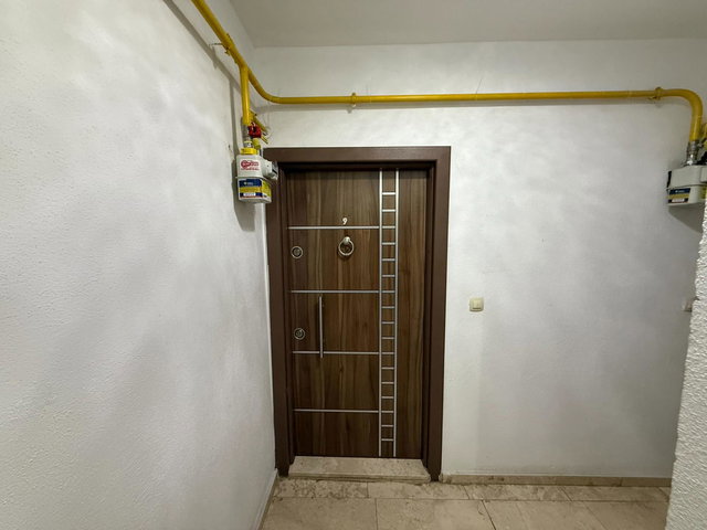 İZMIT GÜNDOĞDU BOĞAZOVA CADDESI SATILIK FERAH 3+1 ÇATI DUBLEKS