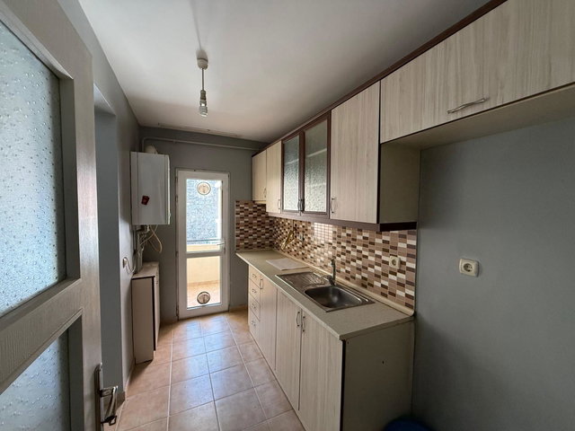 İZMIT KENT KONUT 3.ETAP SITE İÇERISINDE SATILIK 2+1 ARAKAT DAIRE