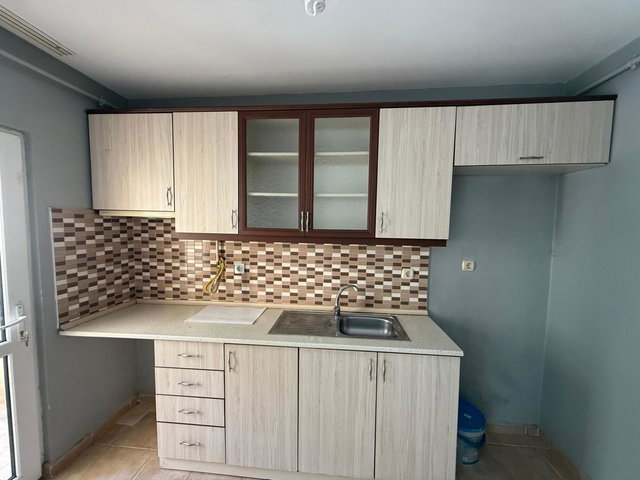 İZMIT KENT KONUT 3.ETAP SITE İÇERISINDE SATILIK 2+1 ARAKAT DAIRE