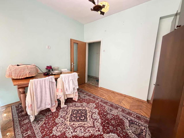 SIVAS CADDESI ÜZERINDE 4+1 SATILIK KÖŞE DAIRE KARANLIK ODASI YOK