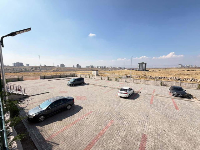 BAHÇELİEVLER MAH. SIFIR LÜKS CADDE ÜZERİ SATILIK 4+1 DAİRE