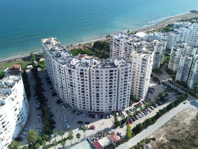 REMAX RİNA'DAN KOYTÜR2 SİTESİNDE DENİZ MANZARALI 3+1