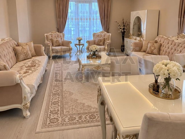 REMAX LACİVERT'TEN KAYAKYOLU'NDA 3+1 KİRALIK DAİRE