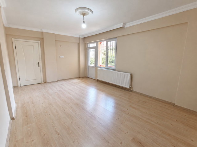 BAĞLARBAŞI MH.ULAŞIM VE GÜNLÜK YAŞAM AVANTAJLI 1+1 KİRALIK DAİRE