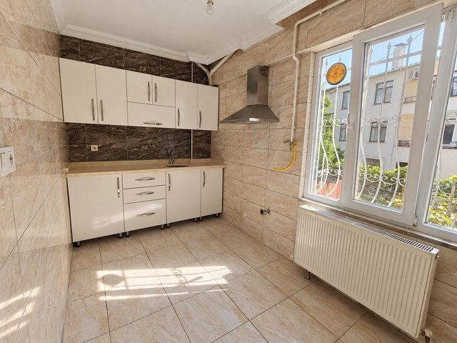BAĞLARBAŞI MH.ULAŞIM VE GÜNLÜK YAŞAM AVANTAJLI 1+1 KİRALIK DAİRE