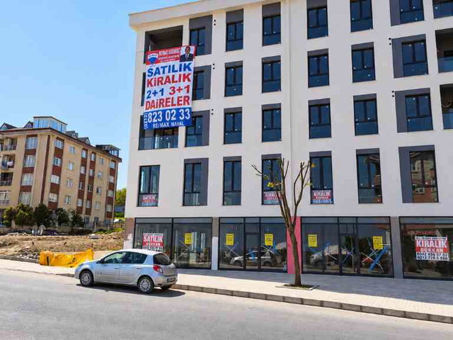 BÜYÜKÇEKMECE HÜRRİYET MAHALLESİ’NDE MERKEZİ KONUMDA, ÜST DÜZEY KONFOR SUNAN ÖZEL BİR YAŞAM ALANI!