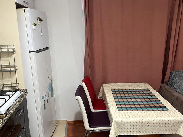 DİKİLİ GAZİPAŞA'DA DENİZE YAKIN 2+1 EŞYALI KİRALIK DAİRE