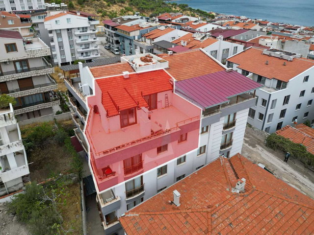 DİKİLİ SALİMBEY MAHALLESİNDE SATILIK FIRSAT DUBLEX