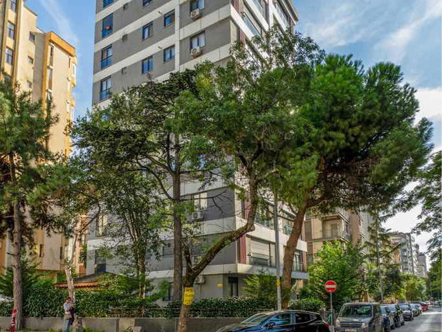 ERENKÖY 'DE BAĞDAT CADDESİNE YAKIN KEYİFLİ DUBLEKS DAİRE