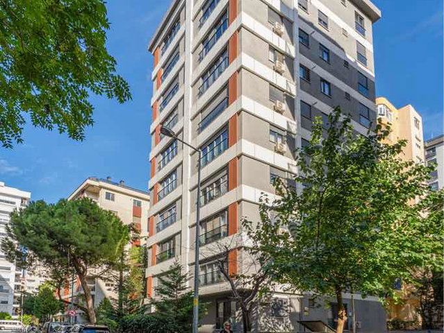 ERENKÖY 'DE BAĞDAT CADDESİNE YAKIN KEYİFLİ DUBLEKS DAİRE
