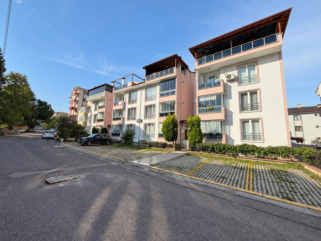 KOCAELI GÖLCÜK YÜZBAŞILAR FLORA SITESINDE SATILIK 3+1 TERASLI/OTOPARKLI/DEPOLU DUBLEKS