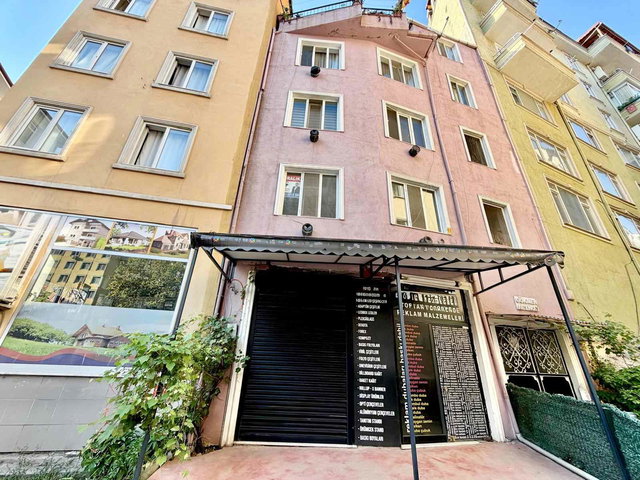 KOCAELI İZMIT MERKEZ ÇINARLI'DA UYGUN KIRALIK 1+1 BAKIMLI DAIRE
