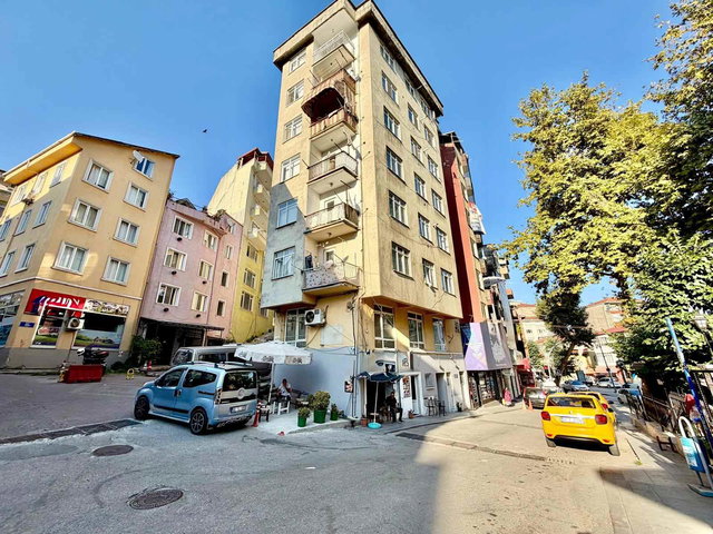 KOCAELI İZMIT MERKEZ ÇINARLI'DA UYGUN KIRALIK 1+1 BAKIMLI DAIRE