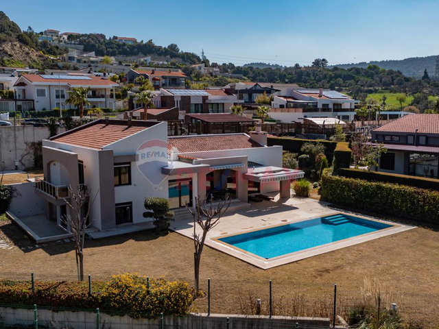 URLA KEKLİKTEPE SEFAKÖY CAD. SİTE İÇİNDE KİRALIK MÜSTAKİL VİLLA