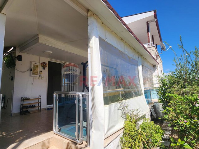 ALAÇATI MAHALLESİ'NDE SİTE İÇERİSİNDE SATILIK 3+1 VİLLA