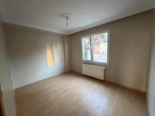 REMAX'DEN SERDAR MAH DENİZ MANZARALI KİRALIK 3+1 ARA KAT DAİRE
