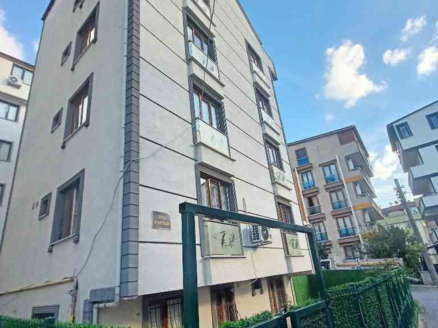 GEBZE TATLIKUYU MAHALLESİNDE ARA KAT 2+1